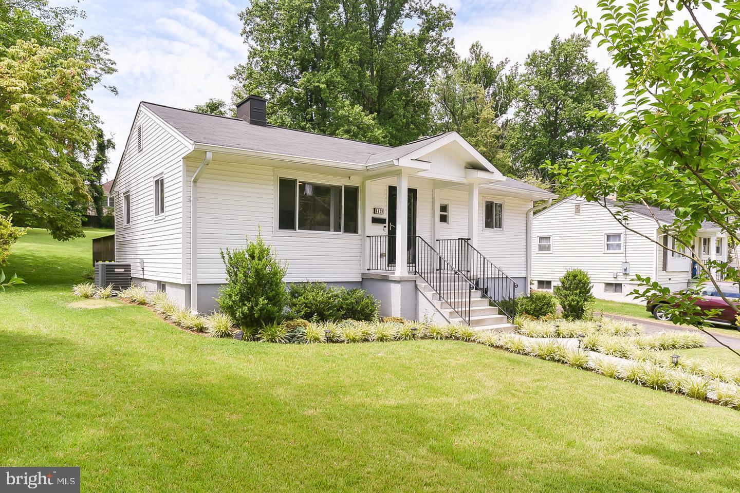 6429 Maplewood Drive